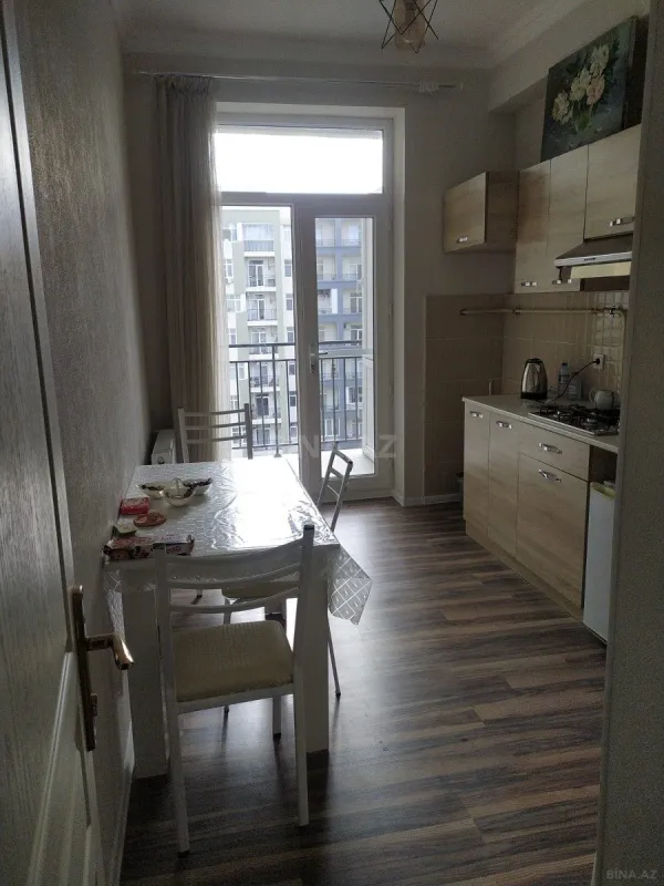 Kirayə verilir 2 otaqlı mənzil 60 m²