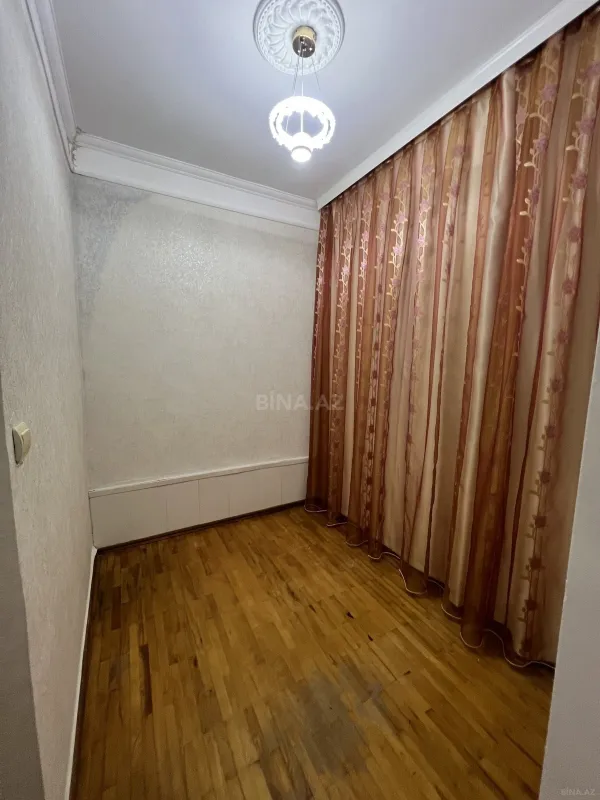 Satılır 3 otaqlı mənzil 55 m²