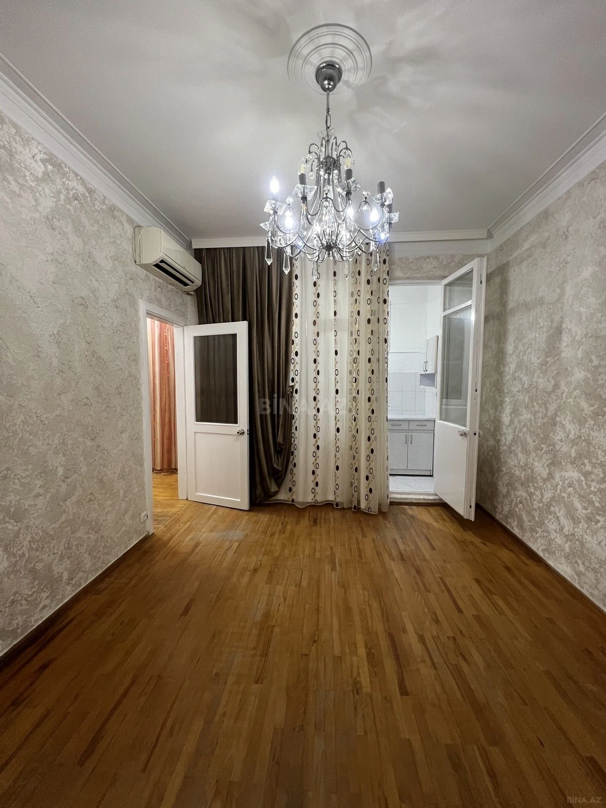 Satılır 3 otaqlı mənzil 55 m²