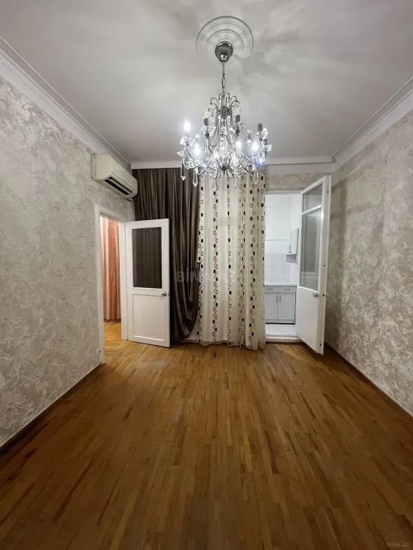 Satılır 3 otaqlı mənzil 55 m²