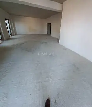 Satılır 5 otaqlı mənzil 304 m²