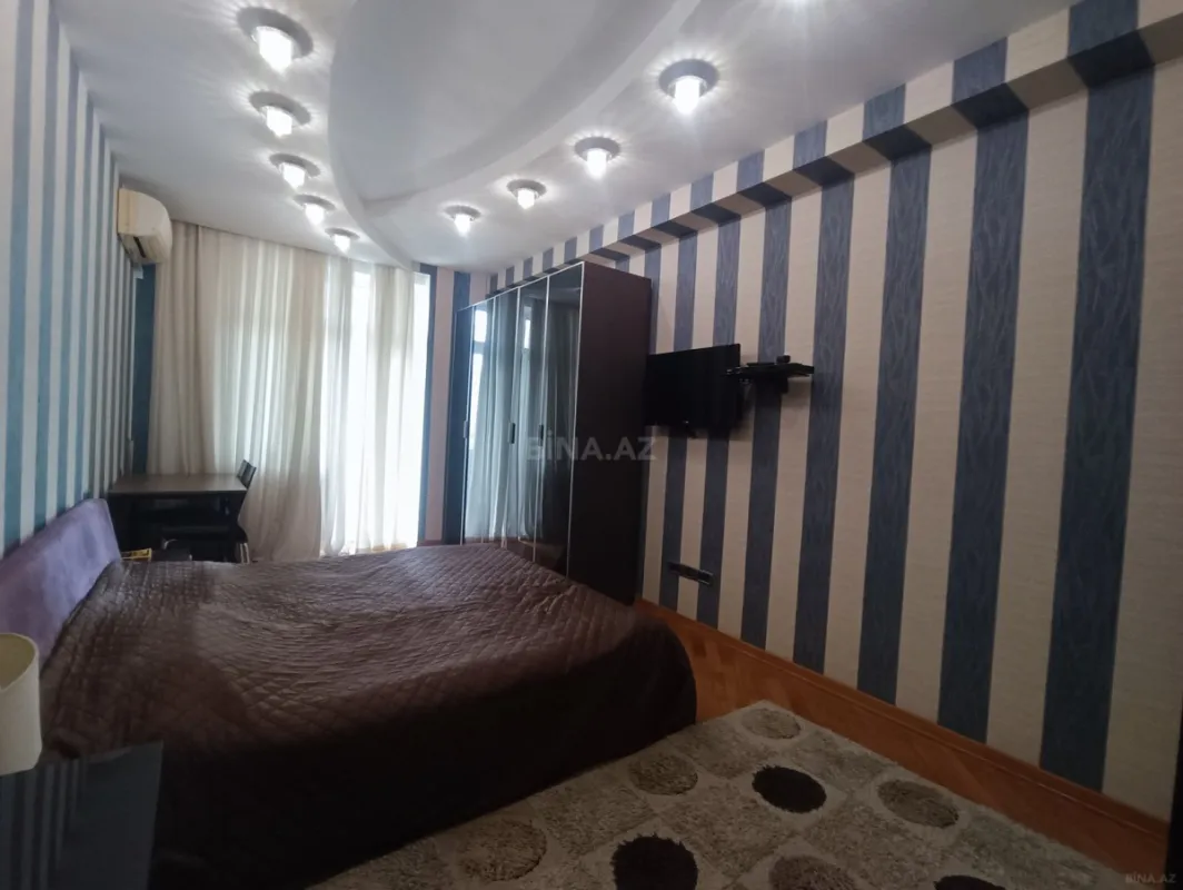 Kirayə verilir 3 otaqlı mənzil 145 m²