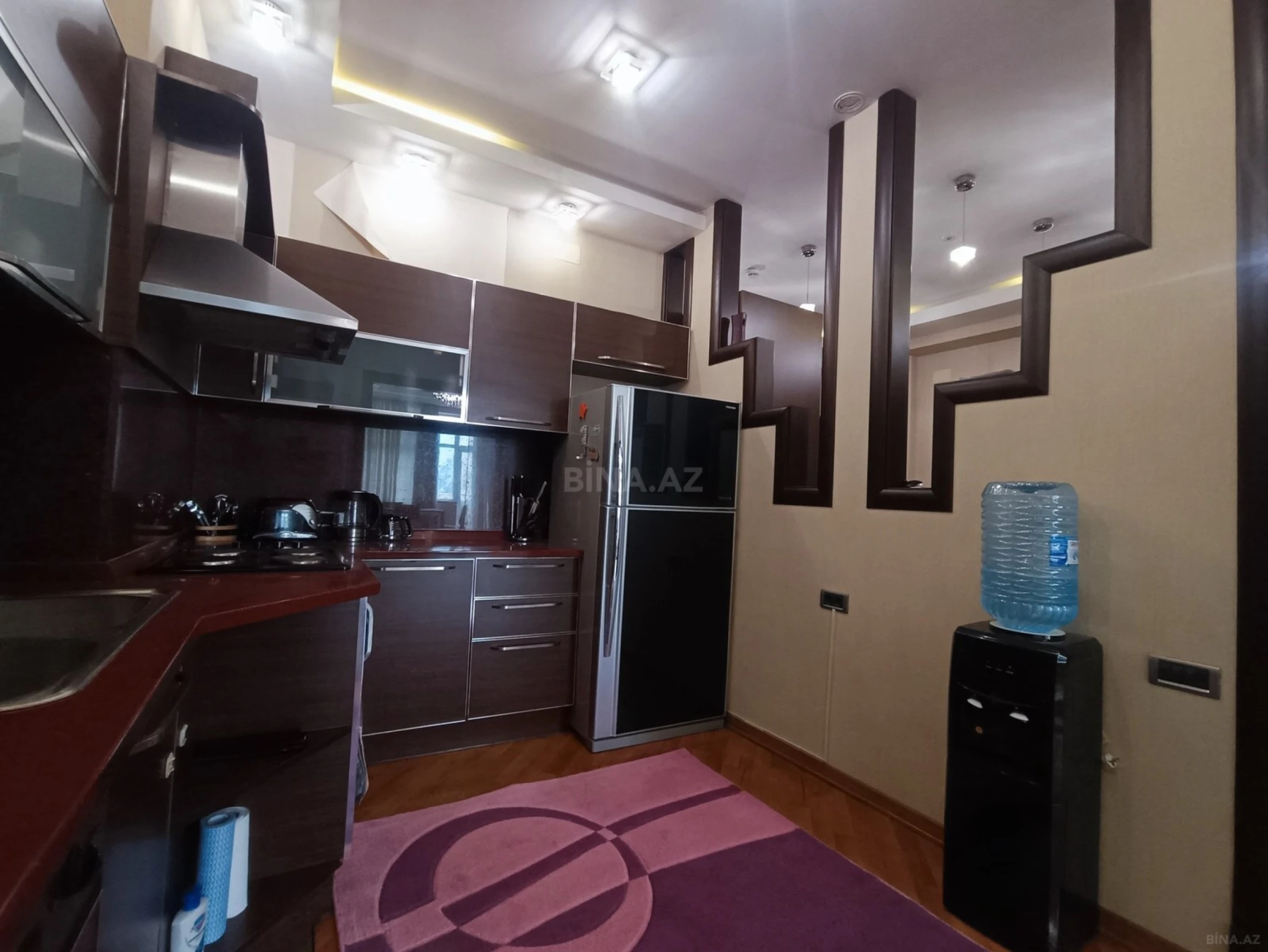 Kirayə verilir 3 otaqlı mənzil 145 m²