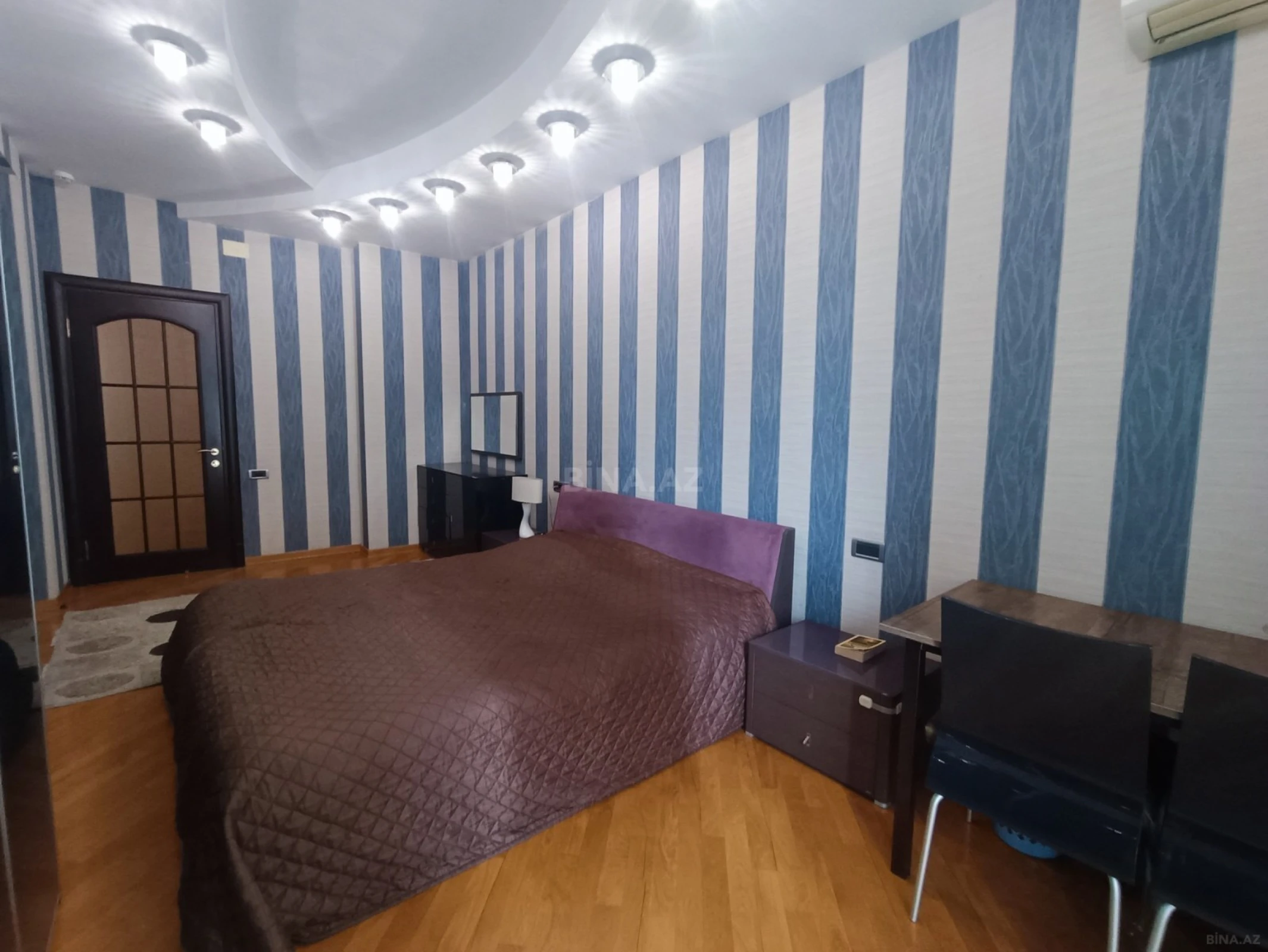 Kirayə verilir 3 otaqlı mənzil 145 m²