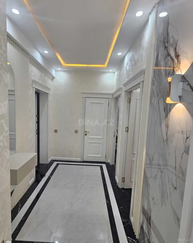 Kirayə verilir 2 otaqlı mənzil 80 m²