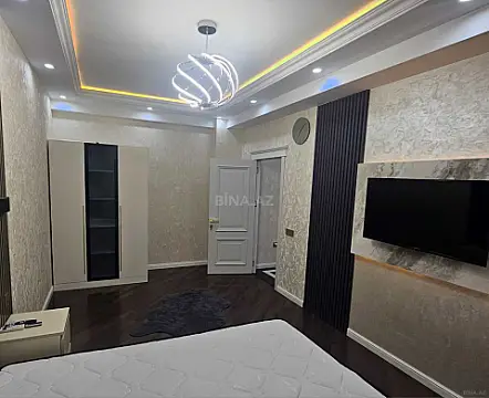 Kirayə verilir 2 otaqlı mənzil 80 m²