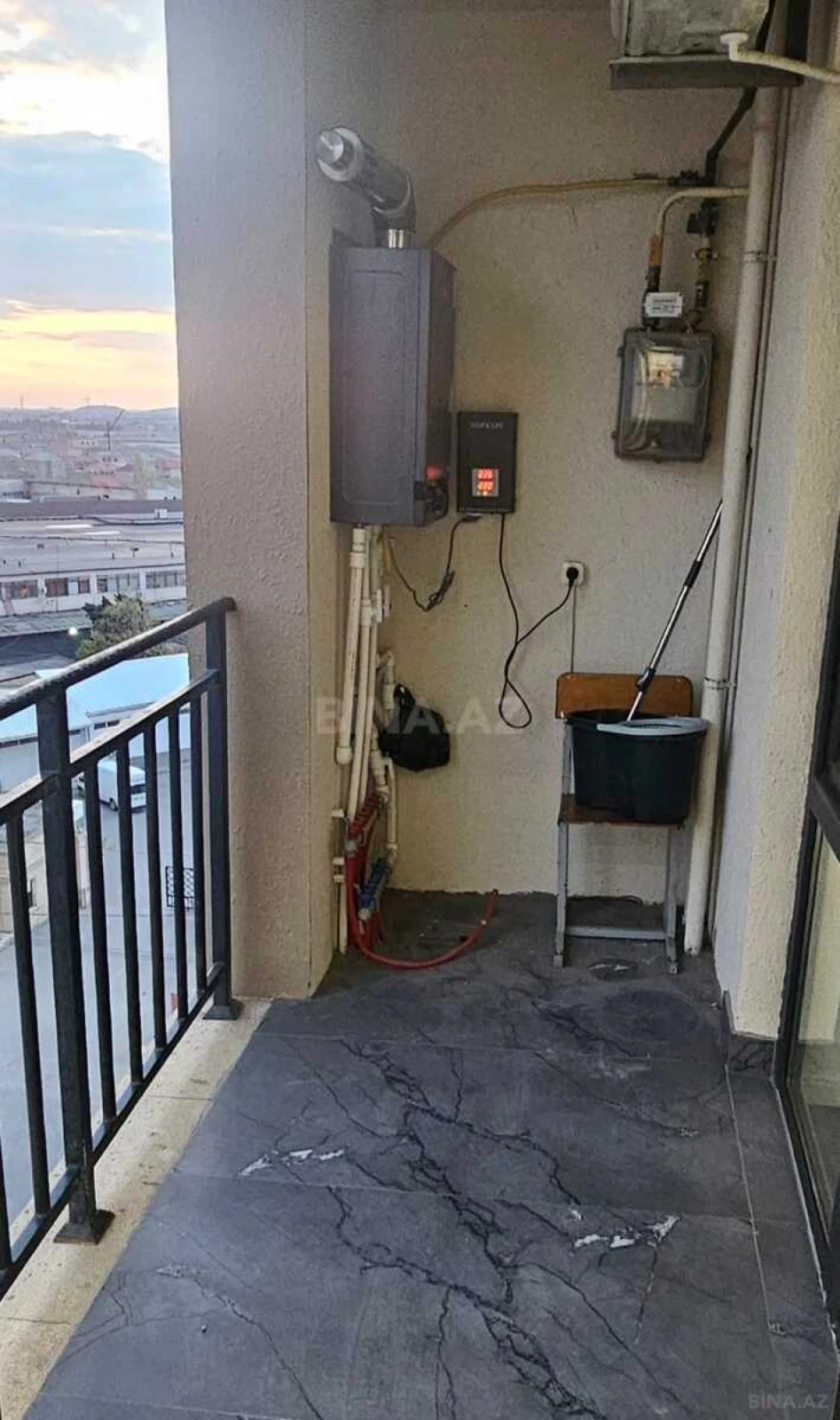 Kirayə verilir 2 otaqlı mənzil 80 m²