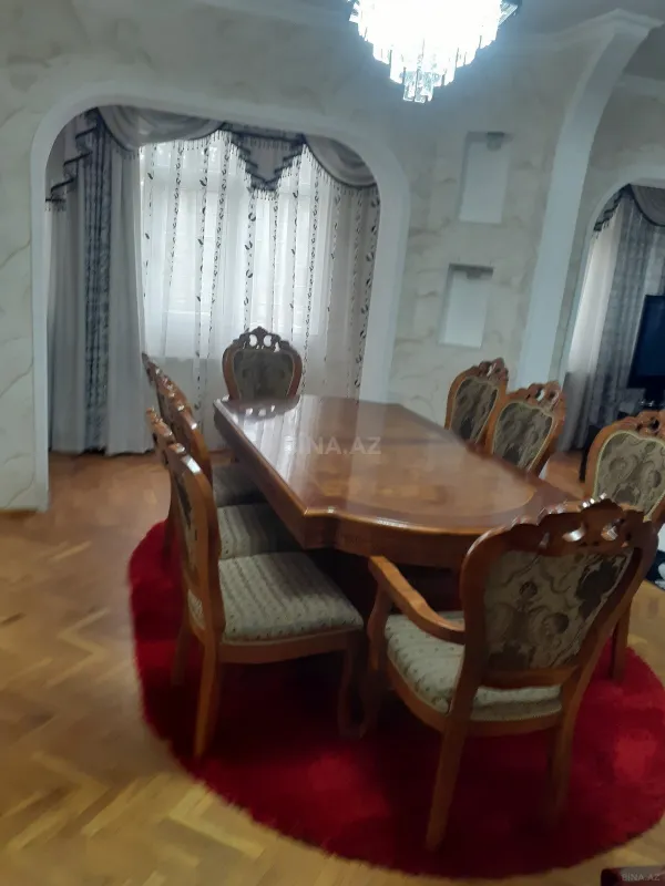 Satılır 4 otaqlı mənzil 110 m²