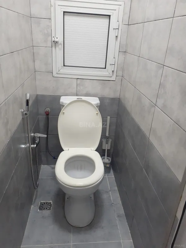 Satılır 4 otaqlı mənzil 110 m²