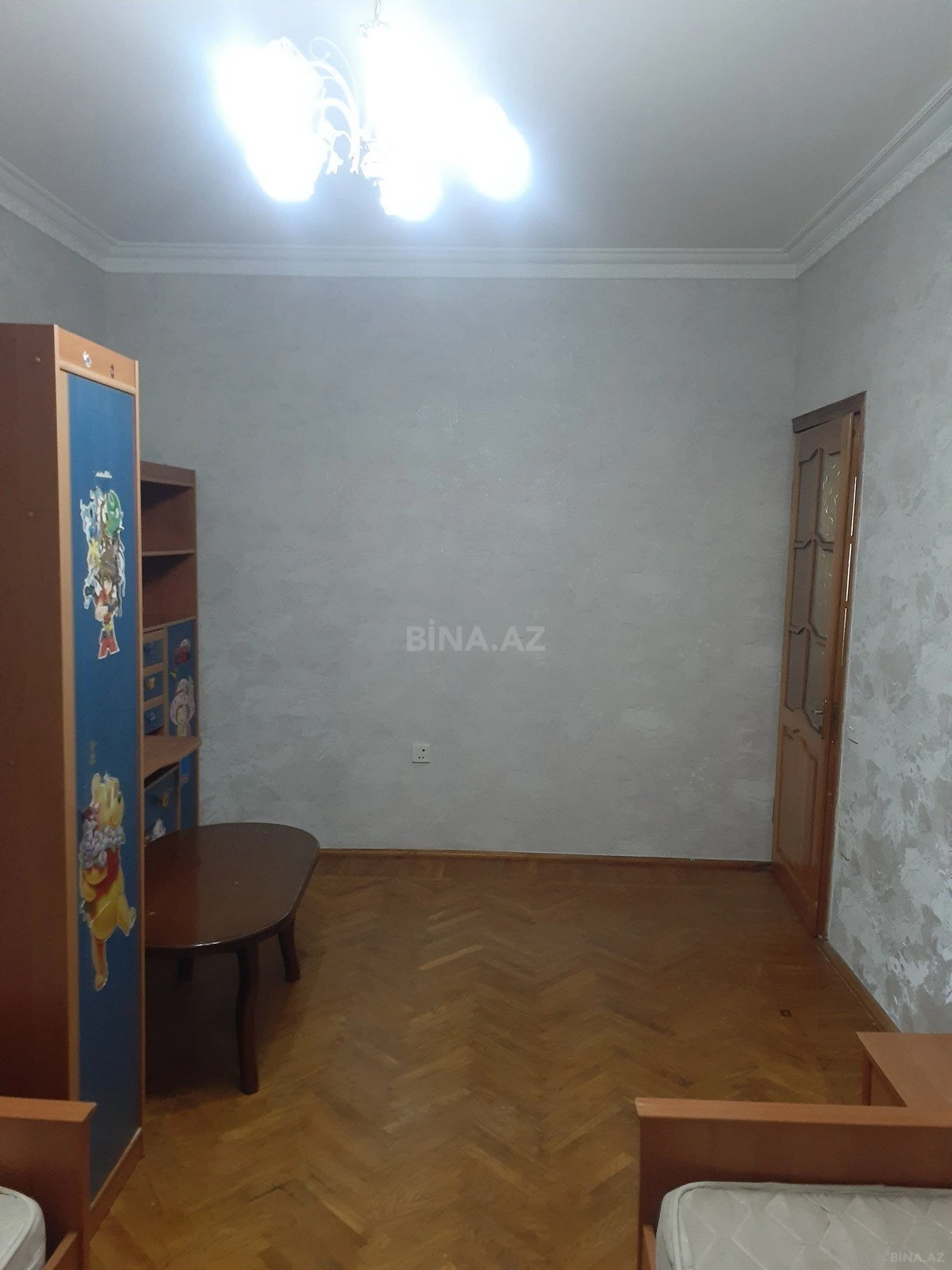 Satılır 4 otaqlı mənzil 110 m²