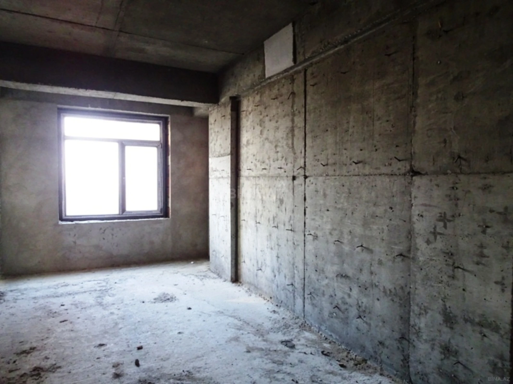 Satılır 2 otaqlı mənzil 80 m²