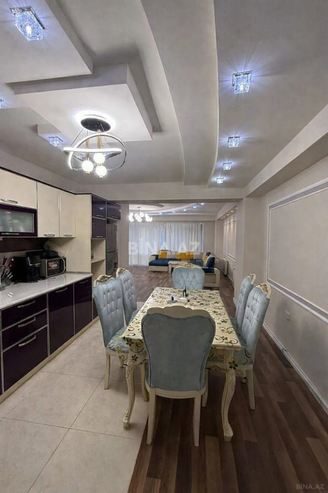 Kirayə verilir 3 otaqlı mənzil 115 m²