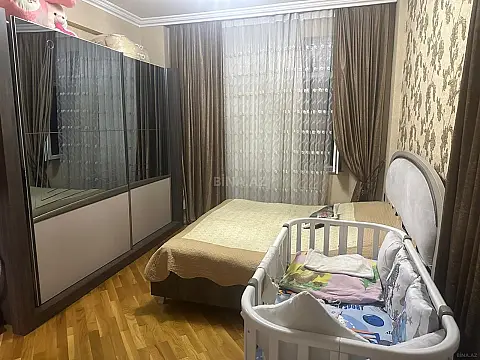 Satılır 2 otaqlı mənzil 90 m²