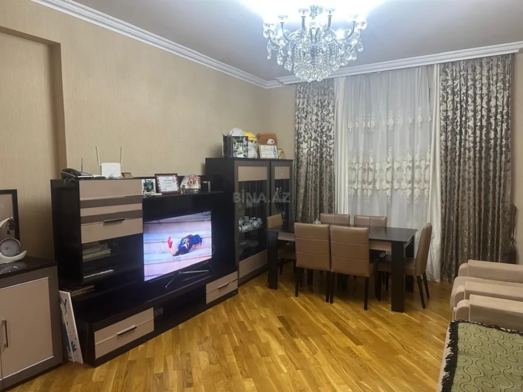 Satılır 2 otaqlı mənzil 90 m²