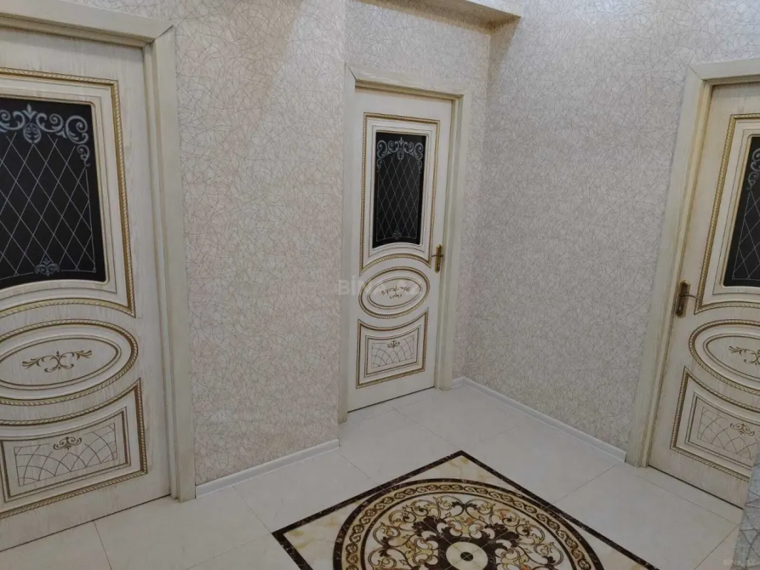 Kirayə verilir 2 otaqlı mənzil 57 m²