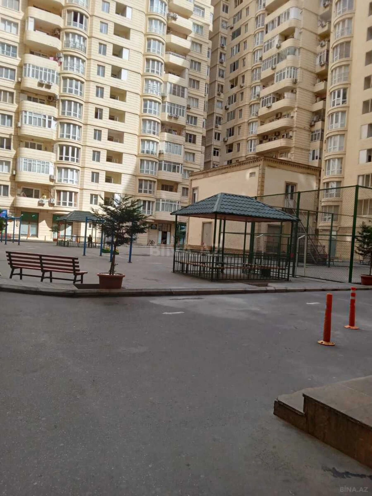 Satılır 2 otaqlı mənzil 50 m²