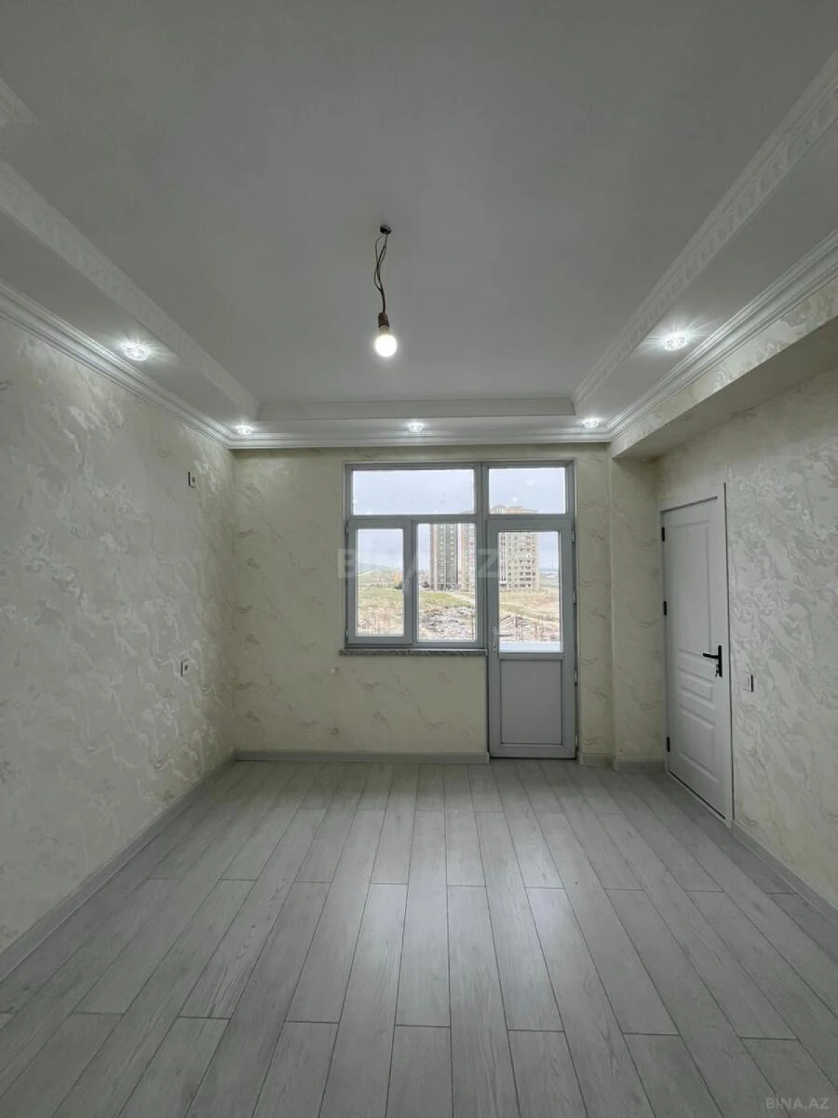 Satılır 2 otaqlı mənzil 44 m²
