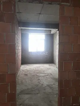 Satılır 4 otaqlı mənzil 165 m²