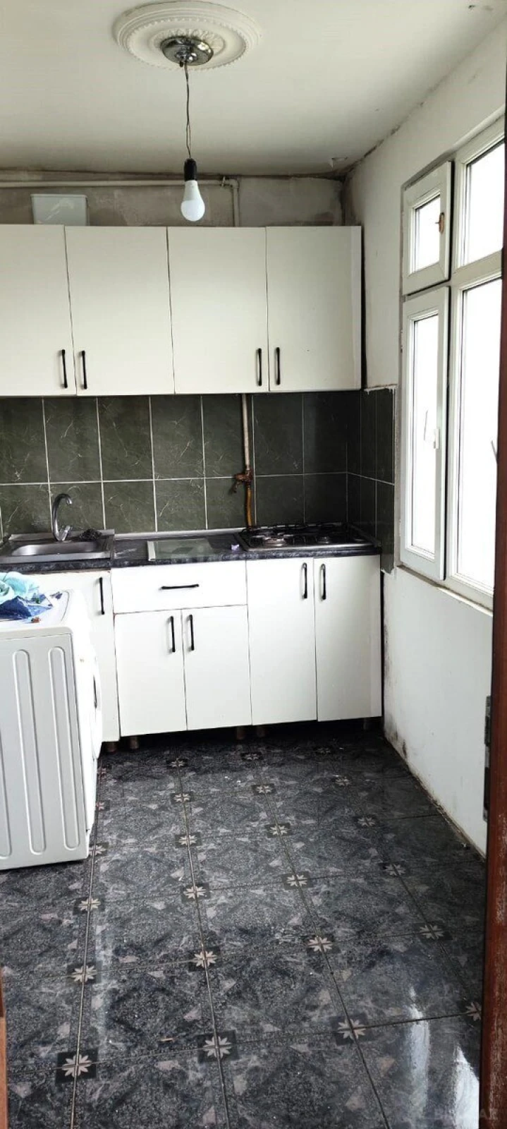 Kirayə verilir 2 otaqlı mənzil 40 m²