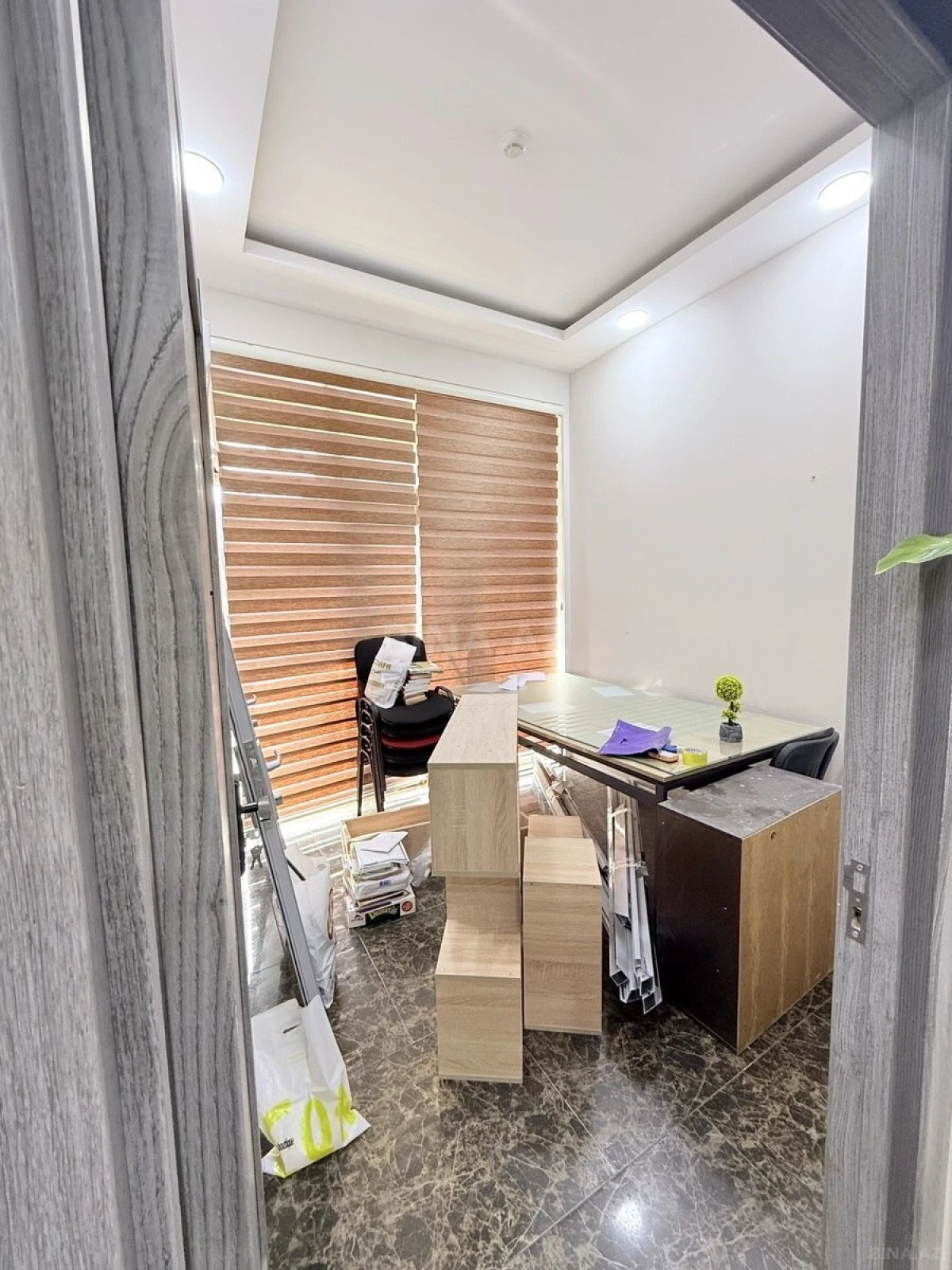 Kirayə verilir obyekt 120 m²