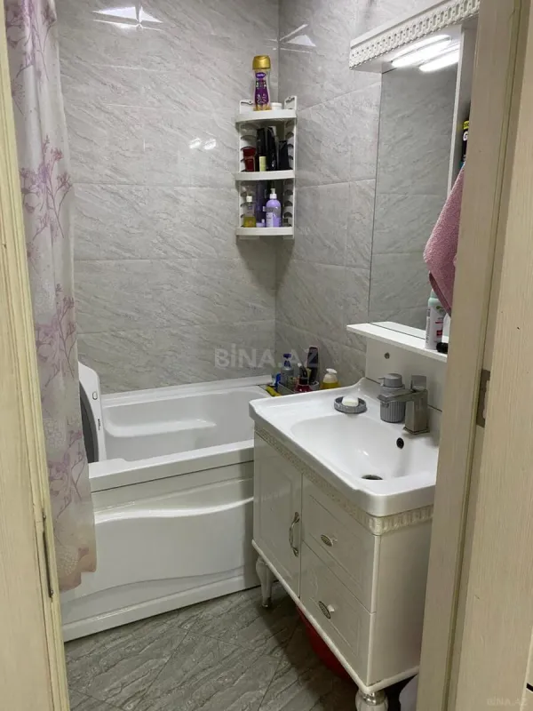 Satılır 2 otaqlı mənzil 78 m²