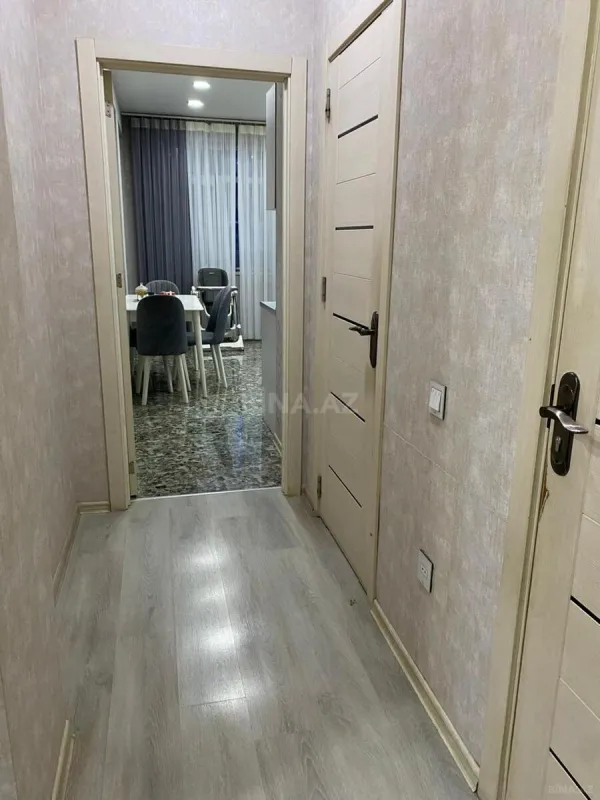 Satılır 2 otaqlı mənzil 78 m²
