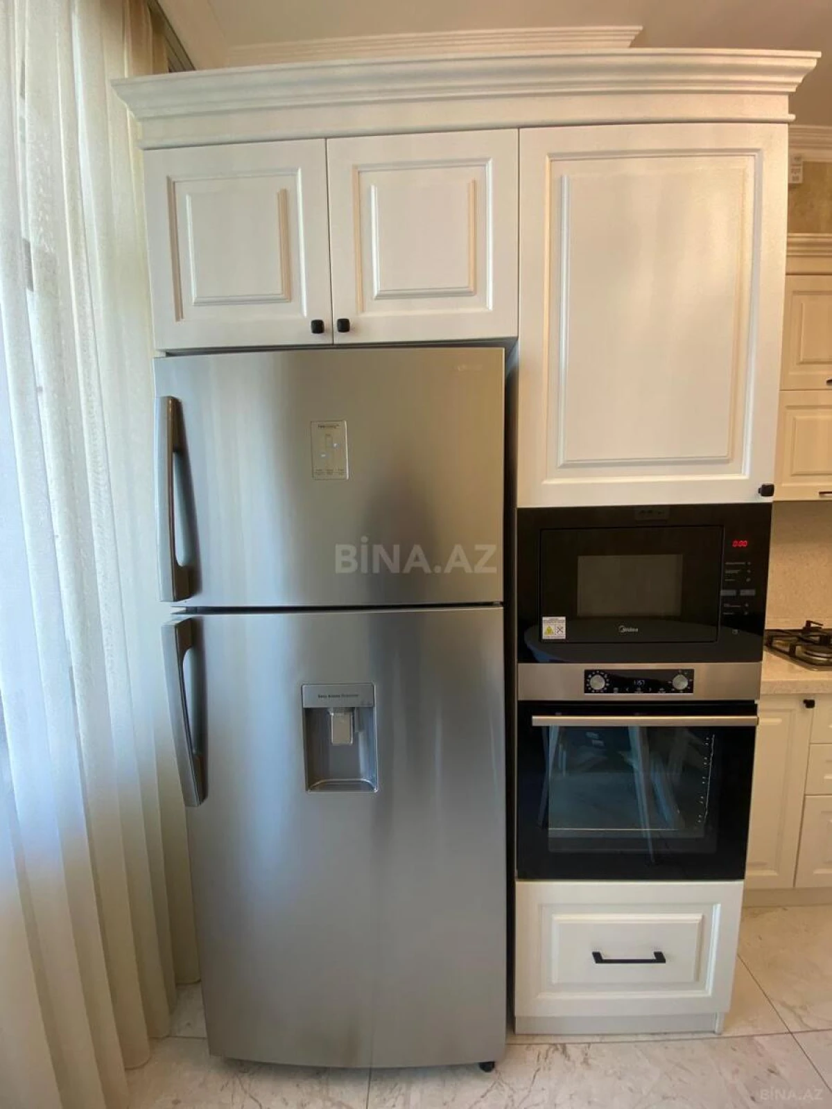 Kirayə verilir 2 otaqlı mənzil 90 m²