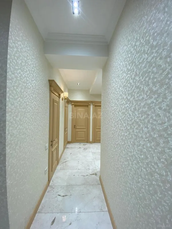 Kirayə verilir 2 otaqlı mənzil 90 m²