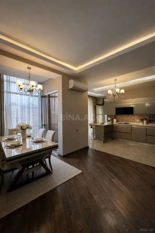 Kirayə verilir 4 otaqlı mənzil 150 m²