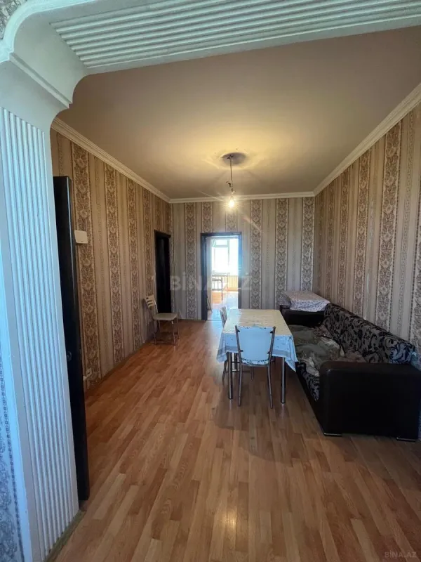 Kirayə verilir 2 otaqlı mənzil 50 m²