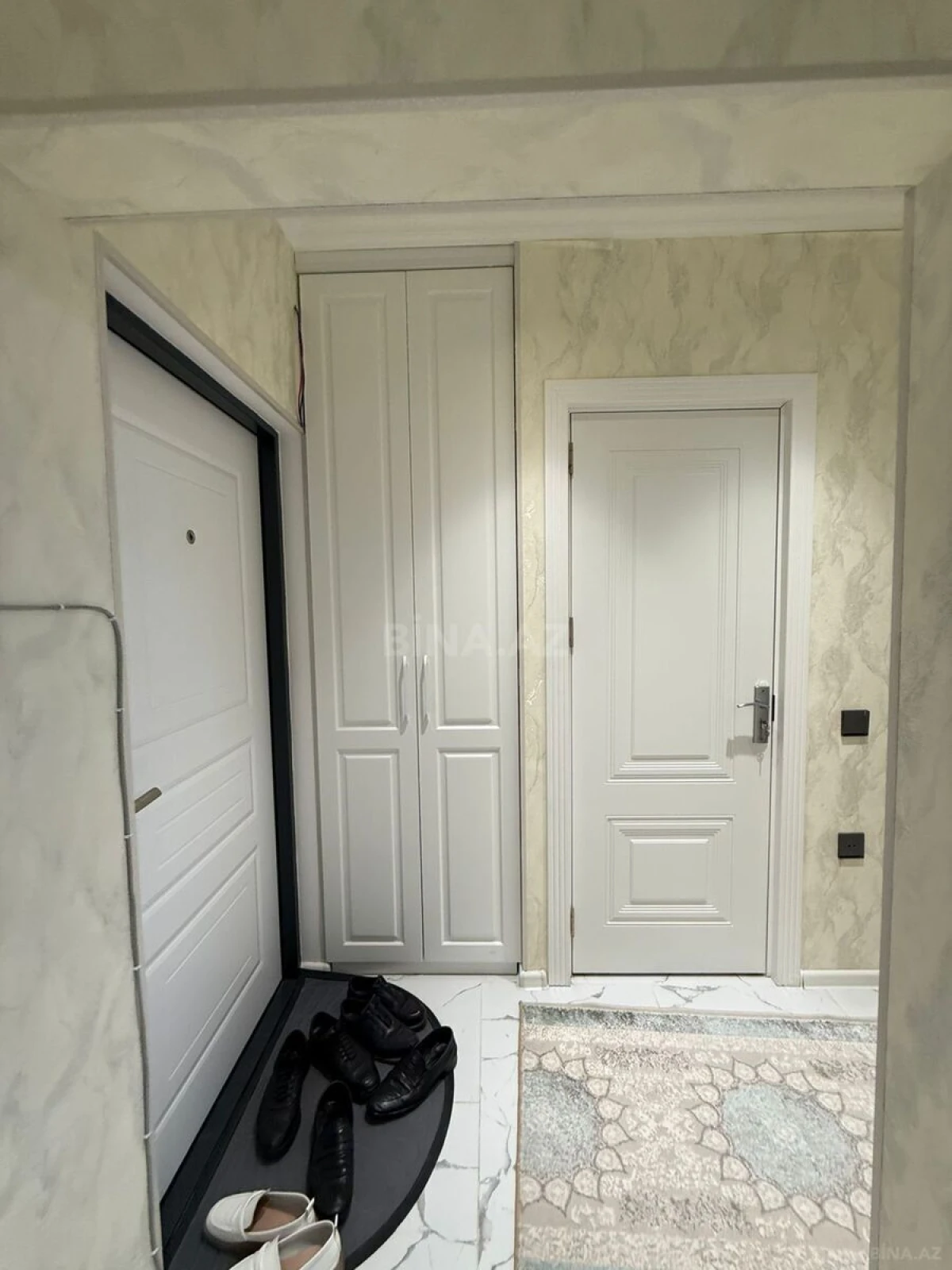 Kirayə verilir 2 otaqlı mənzil 60 m²