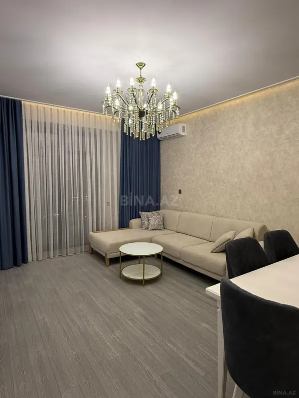 Kirayə verilir 2 otaqlı mənzil 65 m²