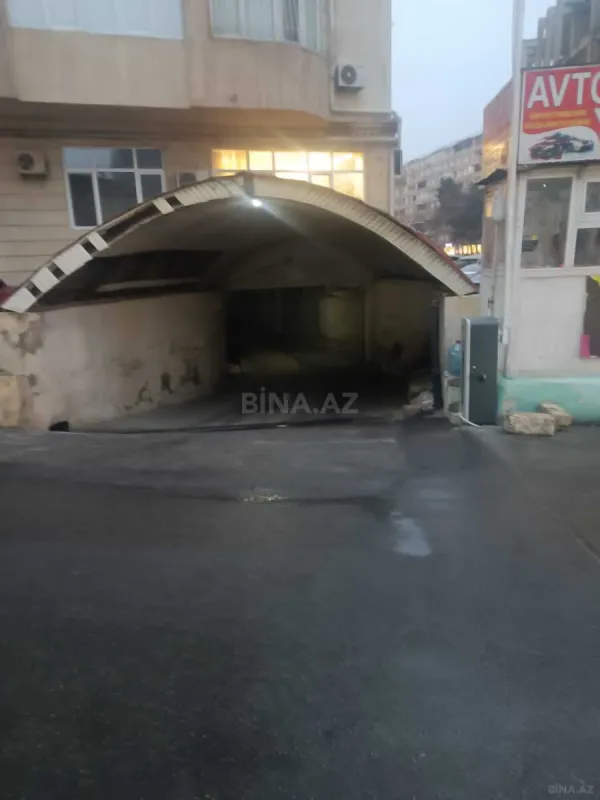 Satılır 3 otaqlı mənzil 138 m²