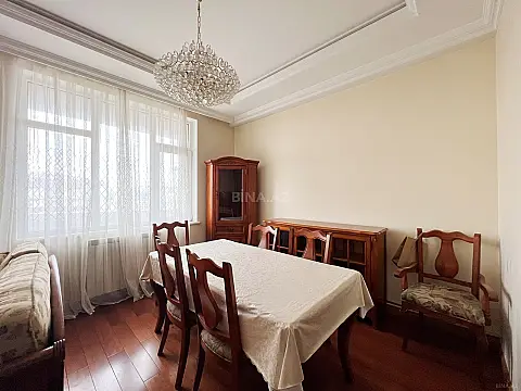 Kirayə verilir 3 otaqlı mənzil 120 m²