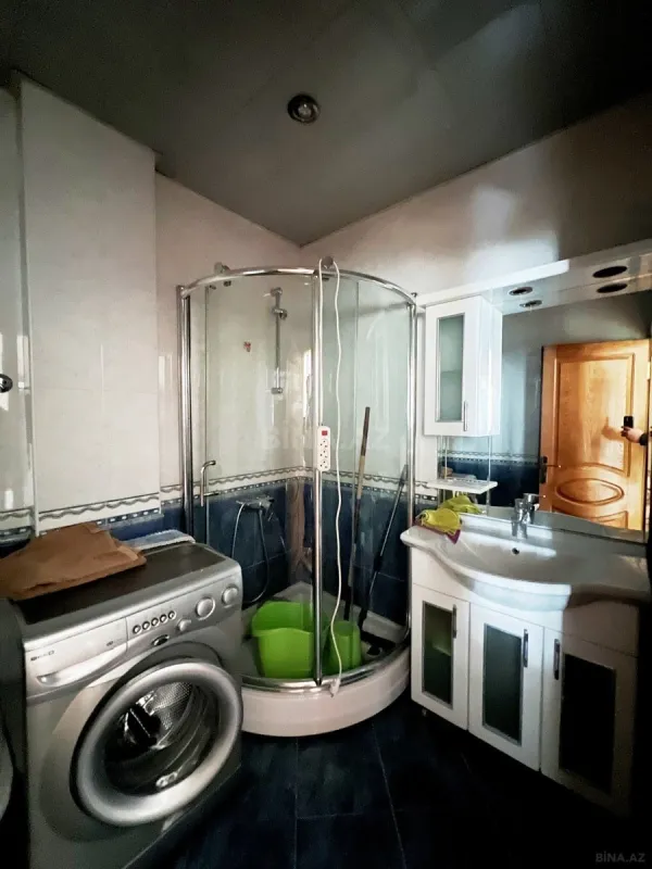 Kirayə verilir 3 otaqlı mənzil 120 m²