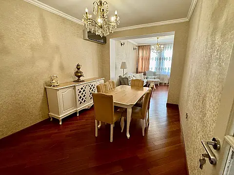 Kirayə verilir 2 otaqlı mənzil 70 m² — Bakı 2 otaq 70.00 m²