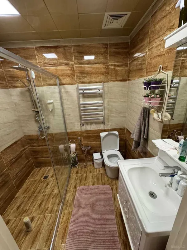 Kirayə verilir 3 otaqlı mənzil 120 m²