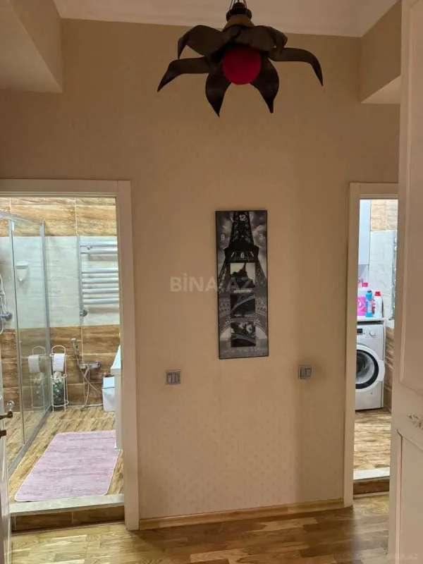 Kirayə verilir 3 otaqlı mənzil 120 m²