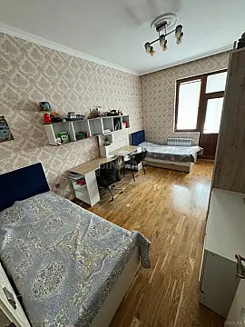 Kirayə verilir 3 otaqlı mənzil 120 m²