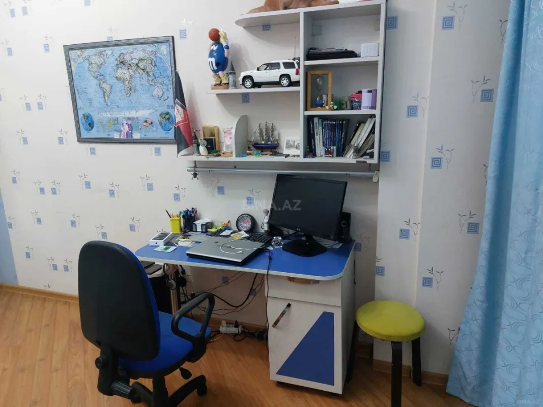 Satılır 4 otaqlı mənzil 100 m²