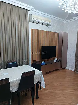 Satılır 4 otaqlı mənzil 100 m²