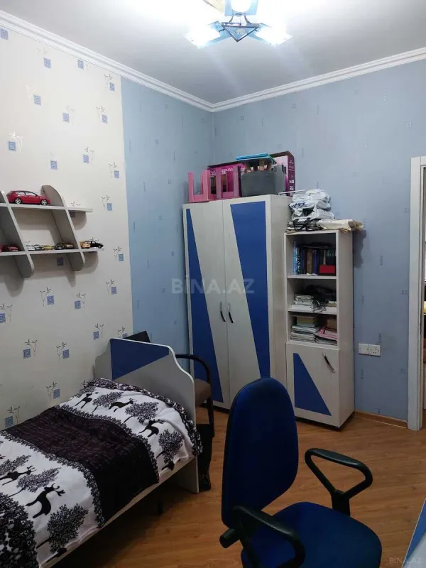 Satılır 4 otaqlı mənzil 100 m²