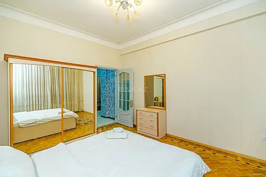 Kirayə verilir 3 otaqlı mənzil 75 m²