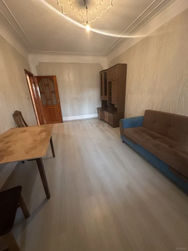 Kirayə verilir 2 otaqlı mənzil 65 m²