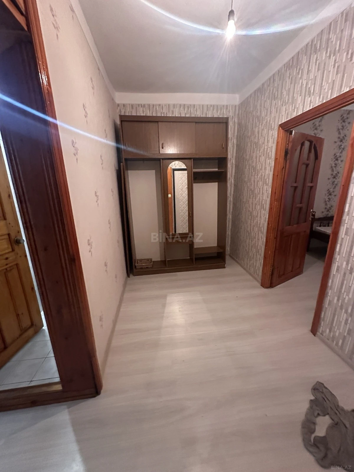 Kirayə verilir 2 otaqlı mənzil 65 m²
