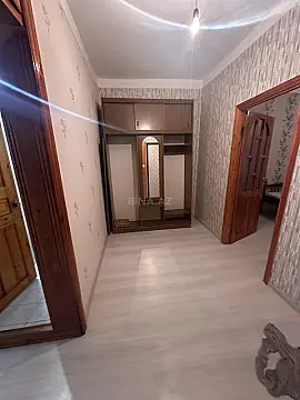 Kirayə verilir 2 otaqlı mənzil 65 m² — Bakı, 8-ci mikrorayon 2 otaq 65.00 m²