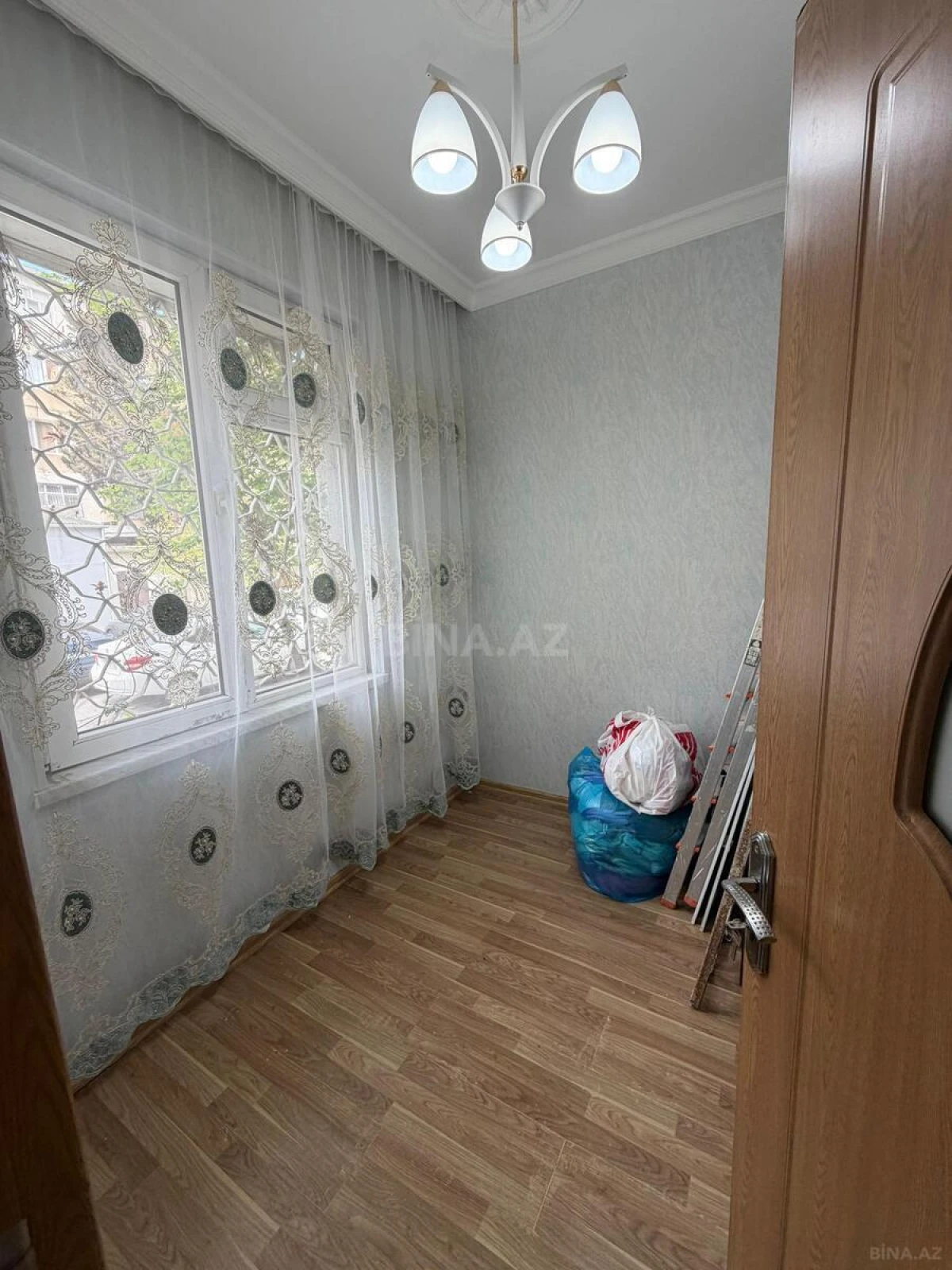 Satılır 3 otaqlı mənzil 50 m²