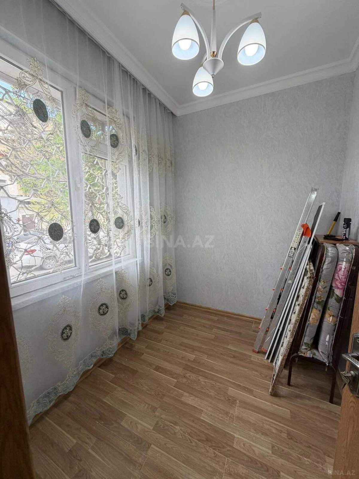 Satılır 3 otaqlı mənzil 50 m²