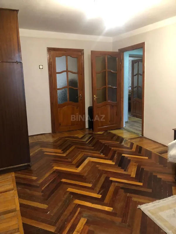 Kirayə verilir 2 otaqlı mənzil 50 m²