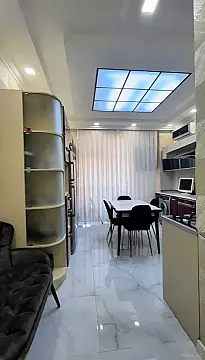Kirayə verilir 2 otaqlı mənzil 110 m²